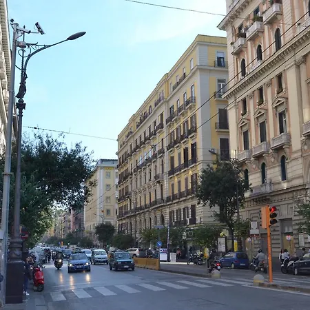 Le Stanze Di Dolly Alojamento de Acomodação e Pequeno-almoço Nápoles