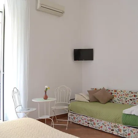 Le Stanze Di Dolly Bed & Breakfast Napoli