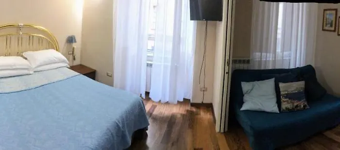 Nocleg ze śniadaniem Le Stanze Di Dolly 4*